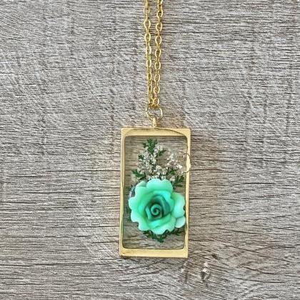 Green Succulent Resin 18 Inch Necklace