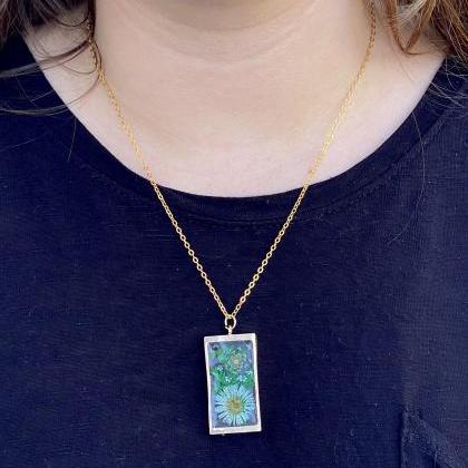 Blue Floral Resin 18 Inch Necklace