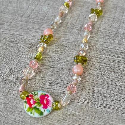Floral Garden Beaded 18 Inch Necklace