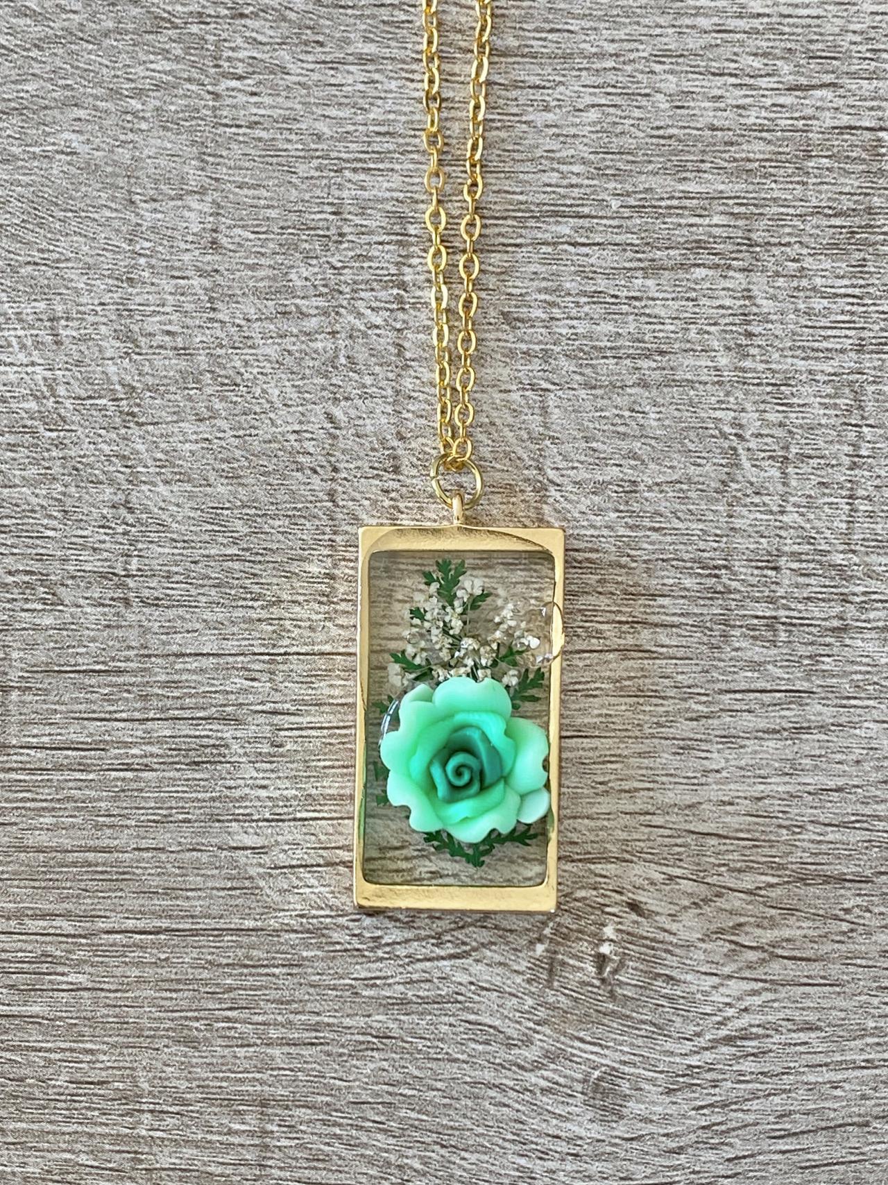 Green Succulent Resin 18 Inch Necklace