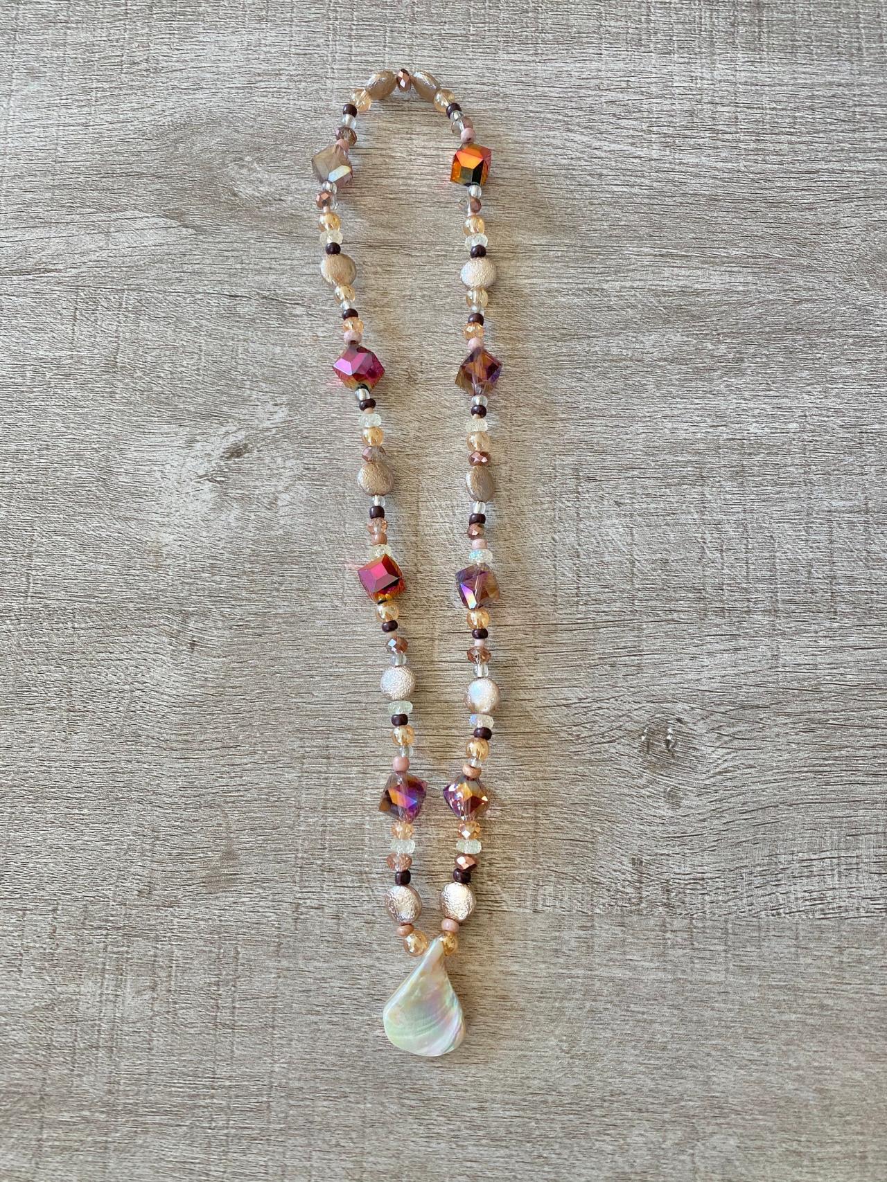 Multicolor Seashell 18 Inch Necklace