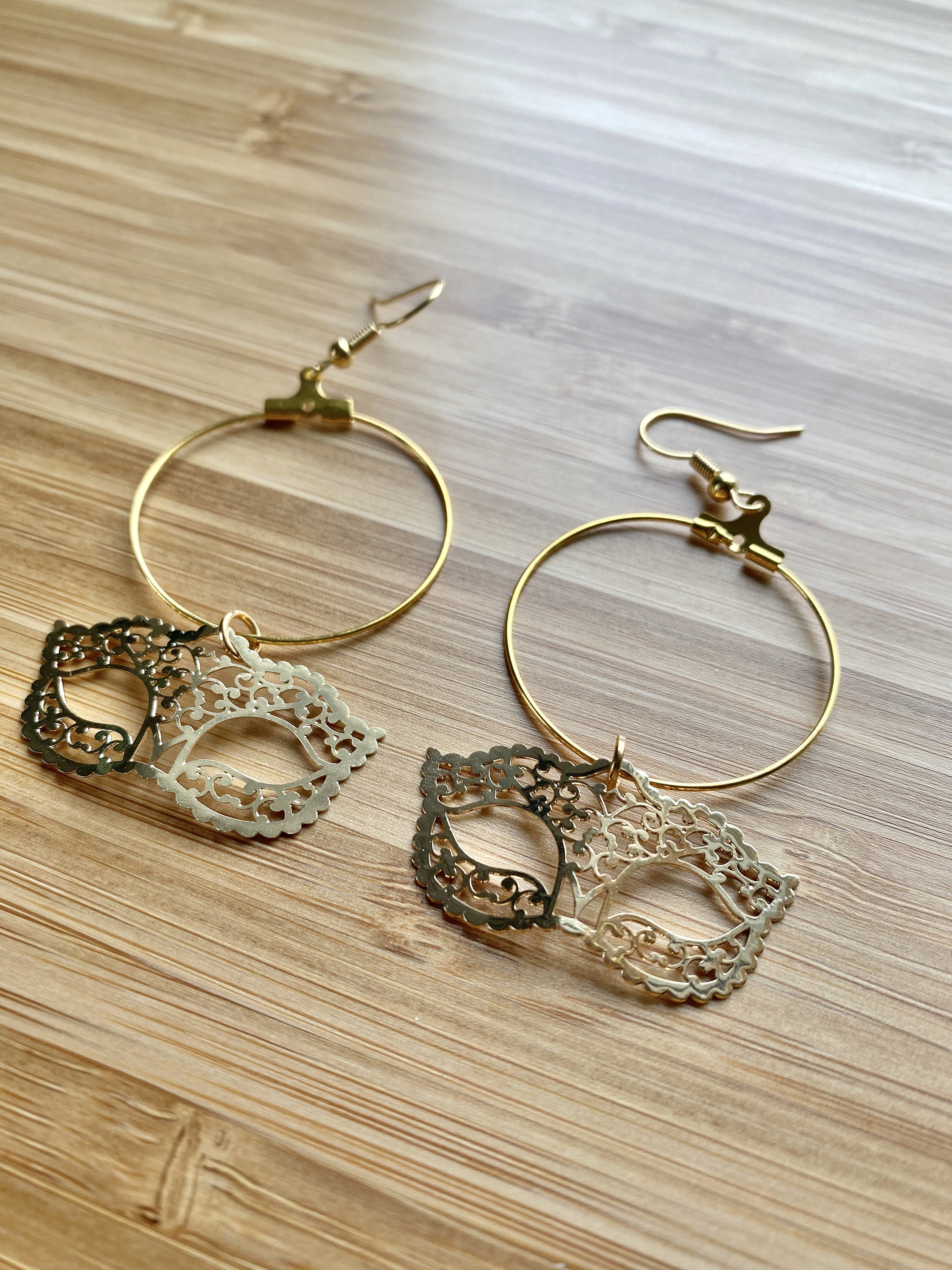 Masquerade Mask Hoop Earrings 18k Gold Plated on Luulla